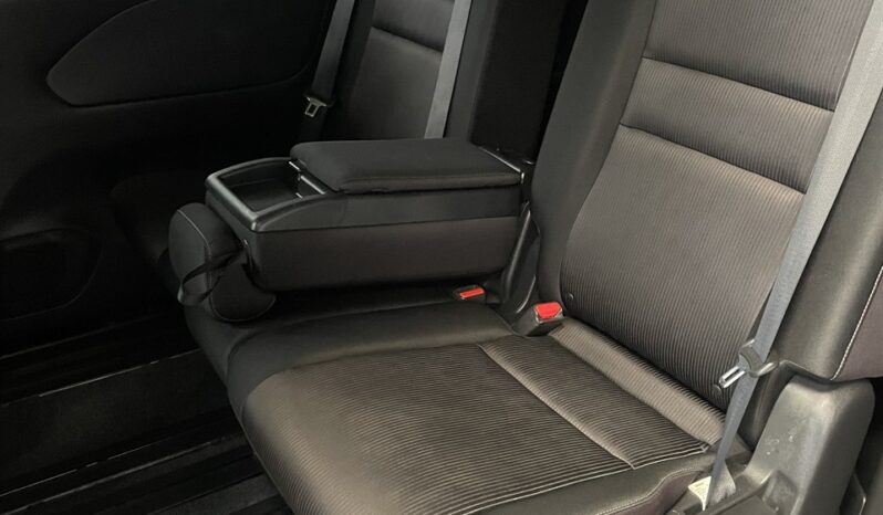 
								Nissan SERENA HIGHWAY STAR 2017 full									