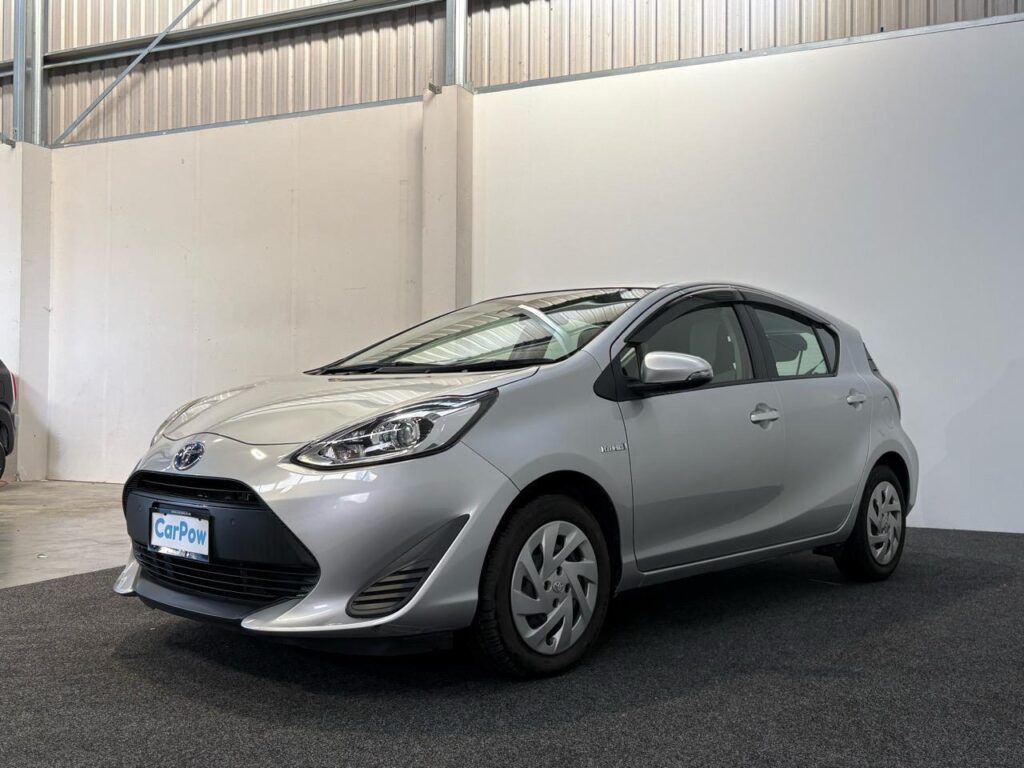 Toyota AQUA L 2021