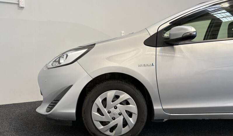 
								Toyota AQUA L 2021 full									