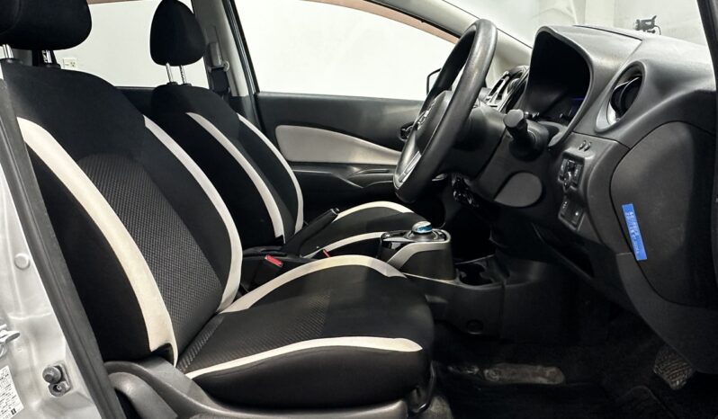 
								Nissan NOTE E-POWER X 2017 full									