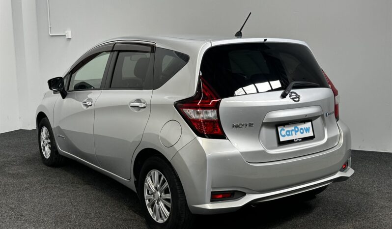 
								Nissan NOTE E-POWER X 2017 full									