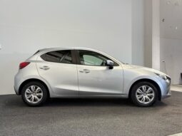 
										Mazda DEMIO 13S 2017 full									