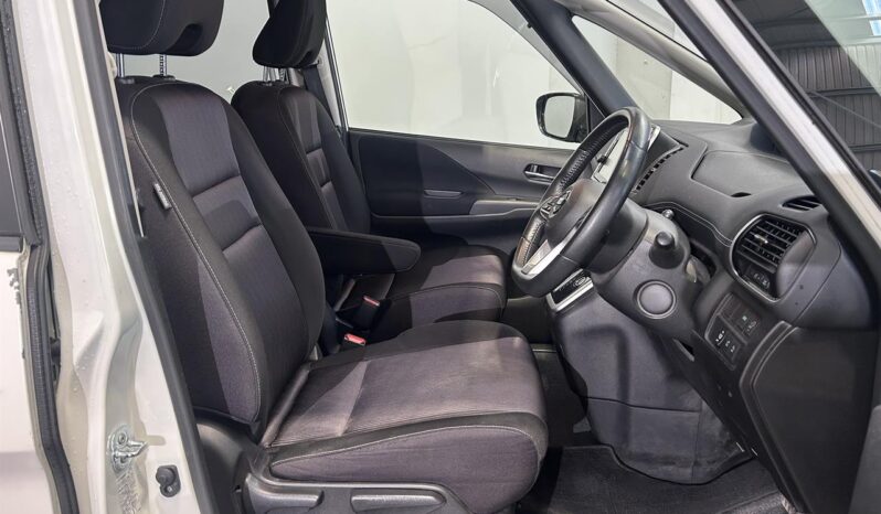 
								Nissan SERENA Highway Star – V Selection 2018 full									