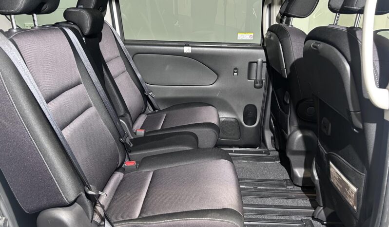 
								Nissan SERENA Highway Star – V Selection 2018 full									