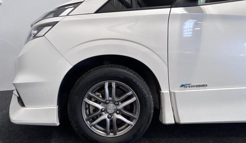 
								Nissan SERENA Highway Star – V Selection 2018 full									