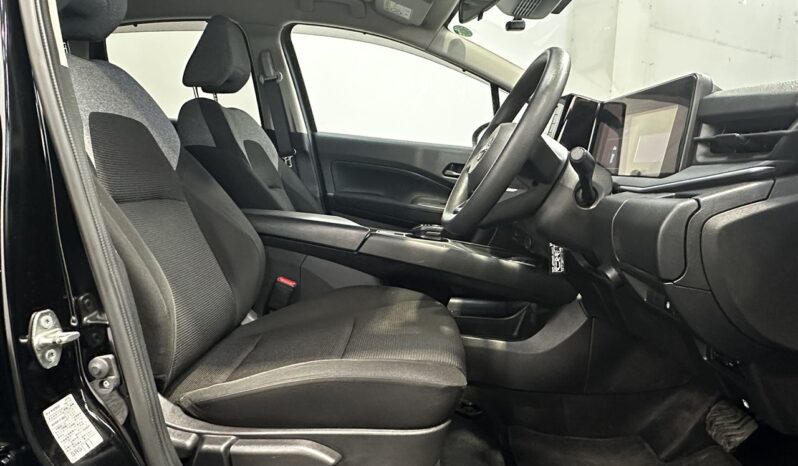 
								Nissan NOTE S 2022 full									