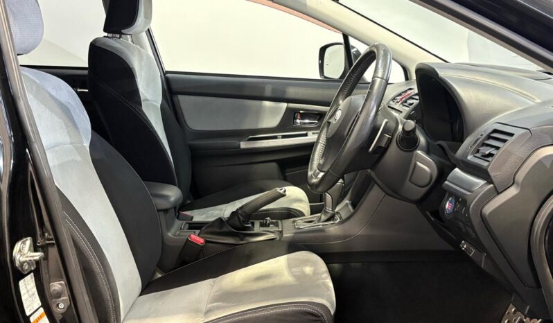 
								Subaru XV AWD HYBRID 2014 full									