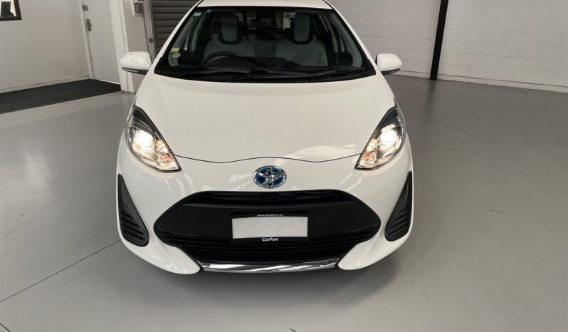 
								Toyota AQUA L 2020 full									