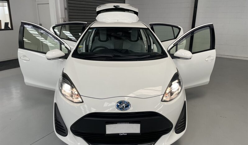 
								Toyota AQUA L 2020 full									