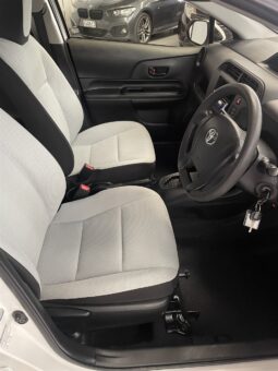 
										Toyota AQUA L 2020 full									
