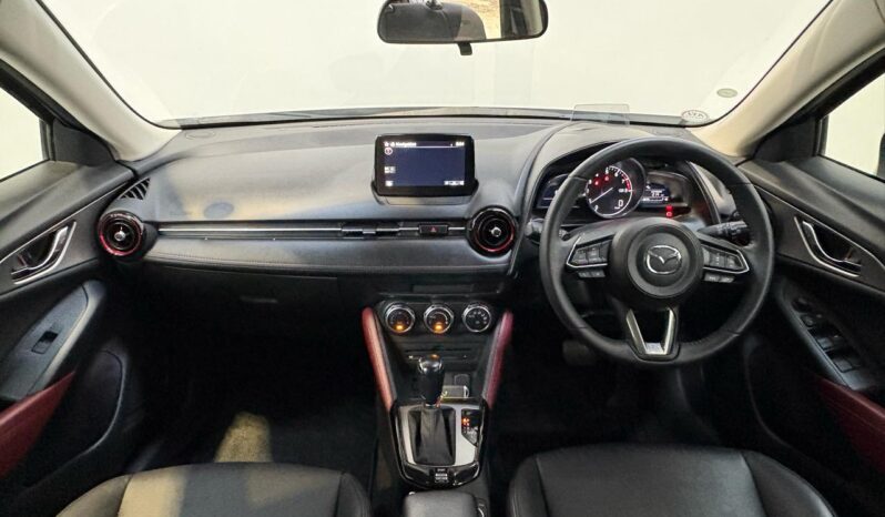 
								Mazda CX-3  2017 full									