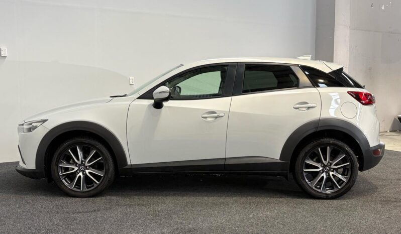 
								Mazda CX-3  2017 full									