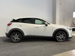 
										Mazda CX-3  2017 full									