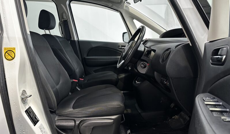 
								Mazda BIANTE Granz 2012 full									