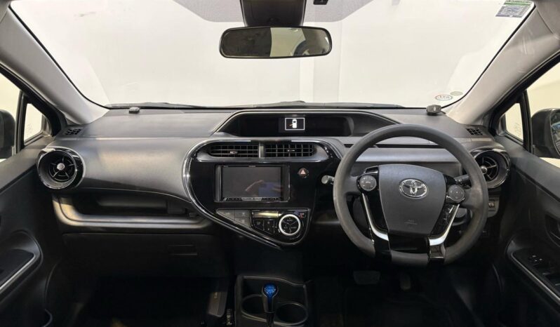 
								Toyota AQUA  2017 full									