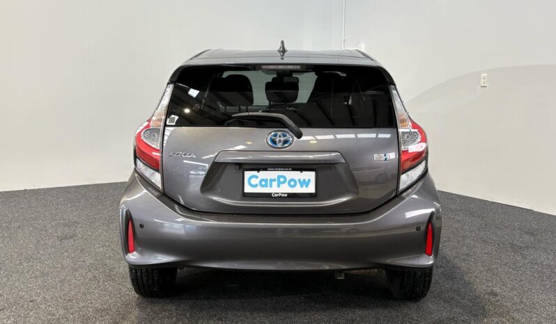 
								Toyota AQUA  2017 full									