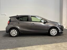 
										Toyota AQUA  2017 full									