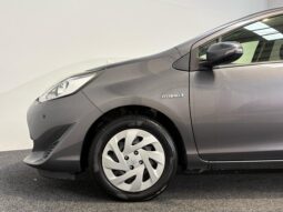 
										Toyota AQUA  2017 full									