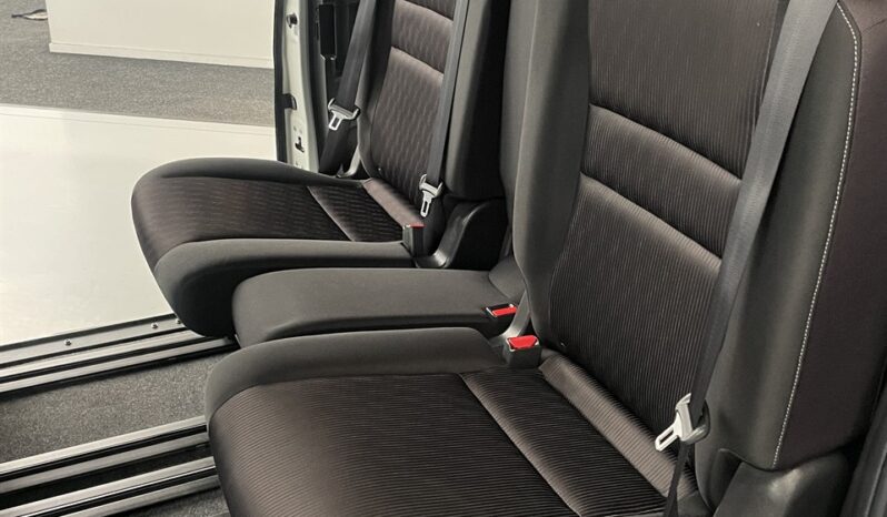 
								Nissan SERENA HIGHWAY STAR 5D 2017 full									