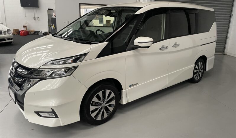 
								Nissan SERENA HIGHWAY STAR 5D 2017 full									