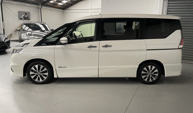 
								Nissan SERENA HIGHWAY STAR 5D 2017 full									