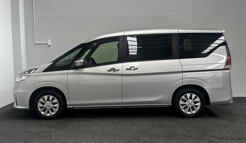 
								Nissan SERENA B 2018 full									
