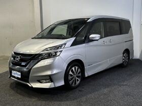 Nissan SERENA Highway Star -V Selection II 2017