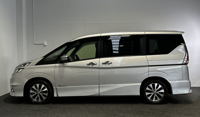 
								Nissan SERENA Highway Star -V Selection II 2017 full									