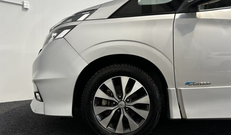 
								Nissan SERENA Highway Star -V Selection II 2017 full									