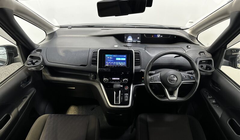 
								Nissan SERENA Highway Star – V Selection 2 2019 full									