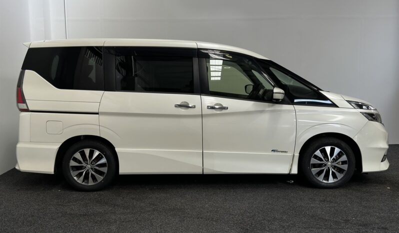 
								Nissan SERENA HIGHWAY STAR V SELECTION 2017 full									