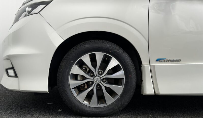 
								Nissan SERENA HIGHWAY STAR V SELECTION 2017 full									