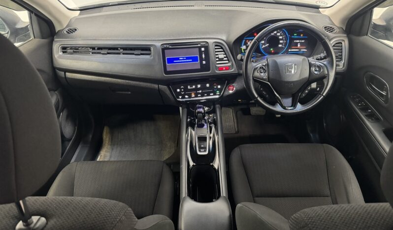 
								Honda Vezel HYBRID 2015 full									