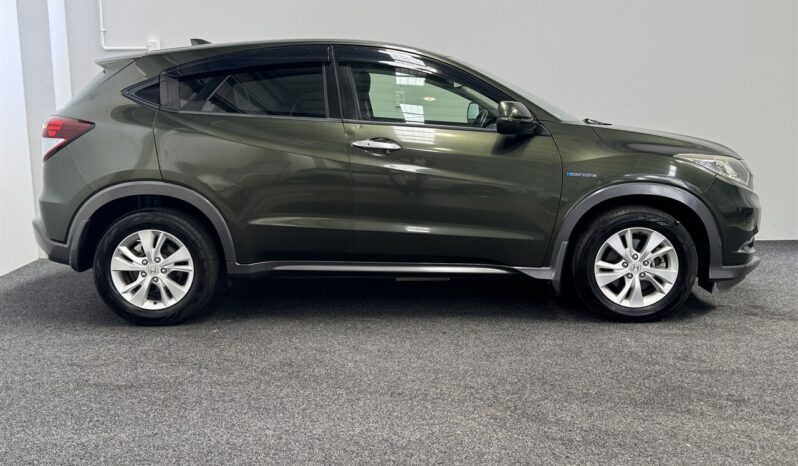 
								Honda Vezel HYBRID 2015 full									