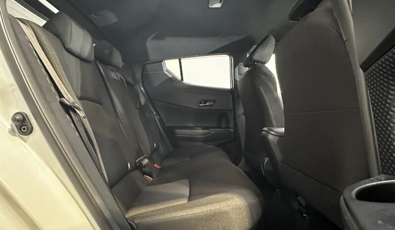 
								Toyota C-HR S LED Package 2019 full									