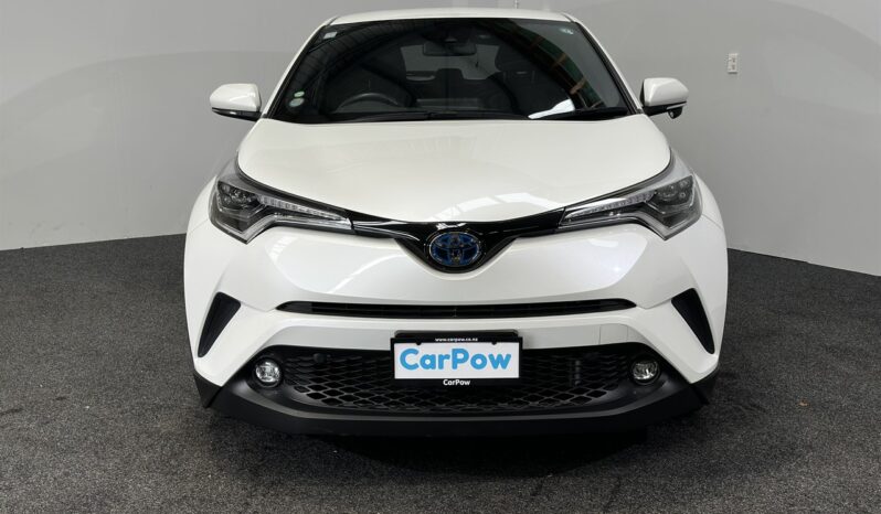 
								Toyota C-HR S LED Package 2019 full									