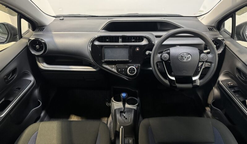 
								Toyota AQUA S 2019 full									