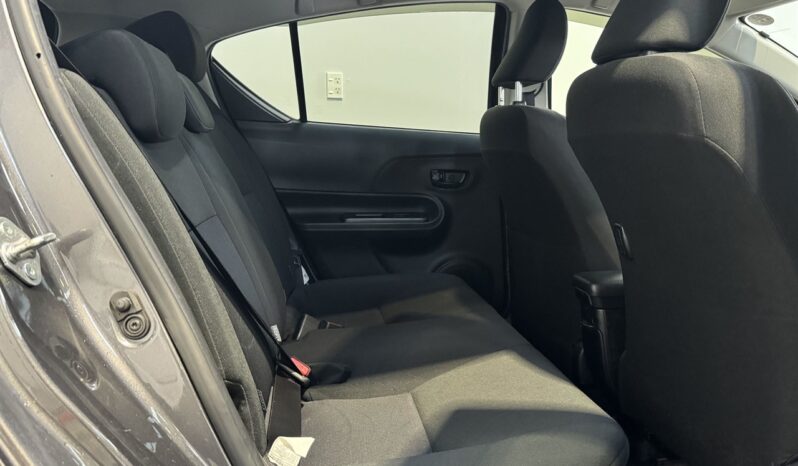
								Toyota AQUA S 2019 full									