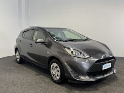 
										Toyota AQUA S 2019 full									
