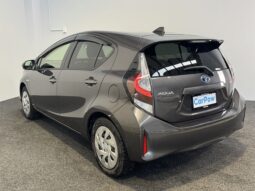 
										Toyota AQUA S 2019 full									