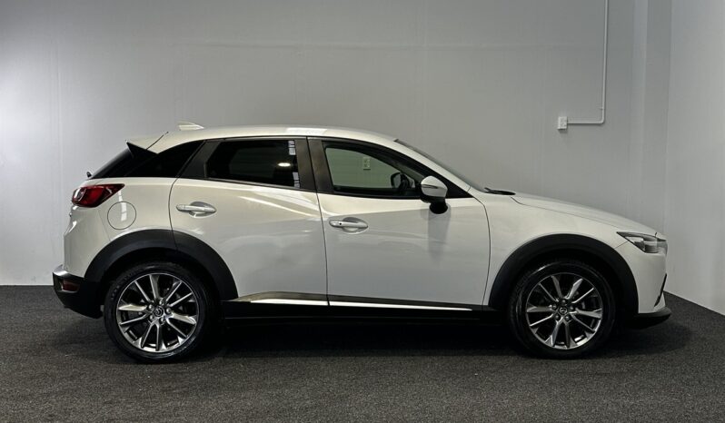 
								Mazda CX-3 20S Noble Brown 2017 full									