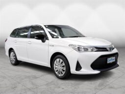 
										Toyota Corolla FIELDER HYBRID 2018 full									