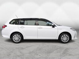 
										Toyota Corolla FIELDER HYBRID 2018 full									
