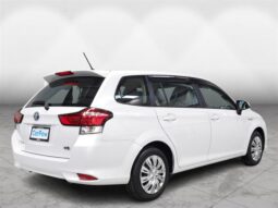 
										Toyota Corolla FIELDER HYBRID 2018 full									