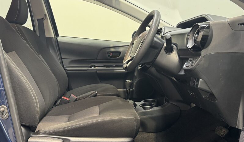 
								Toyota AQUA HYBRID 2020 full									