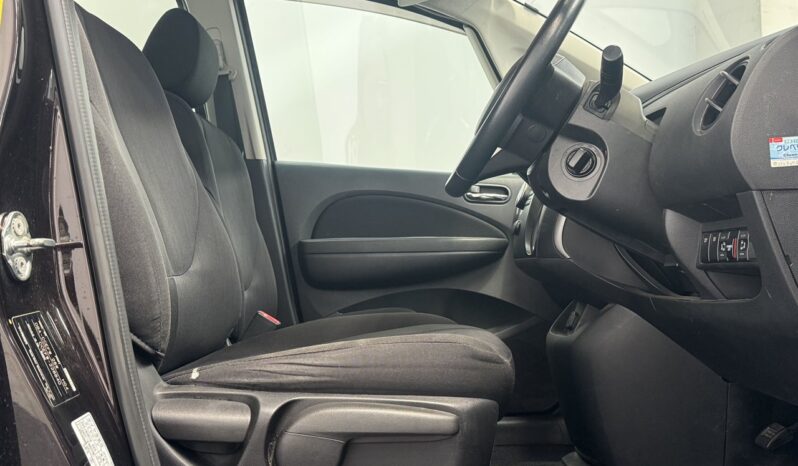 
								Mazda BIANTE 20S 2012 full									