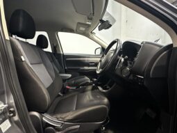 
										Mitsubishi Outlander 24G Navi Package 4WD 2013 full									