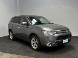 
										Mitsubishi Outlander 24G Navi Package 4WD 2013 full									