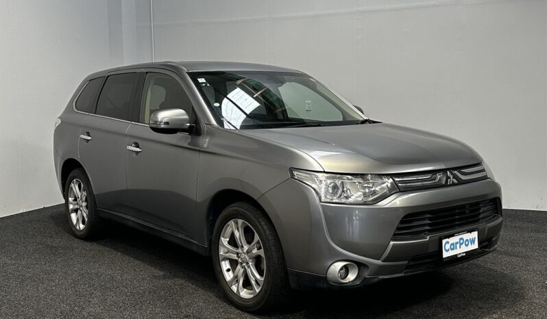 
								Mitsubishi Outlander 24G Navi Package 4WD 2013 full									
