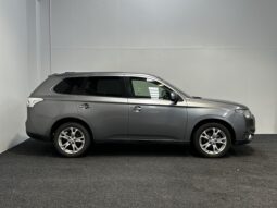 
										Mitsubishi Outlander 24G Navi Package 4WD 2013 full									